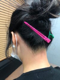 뒷목 잔머리 때문에 사진 찍히면 목이 짧아보여서 왁싱하게 되었어요.